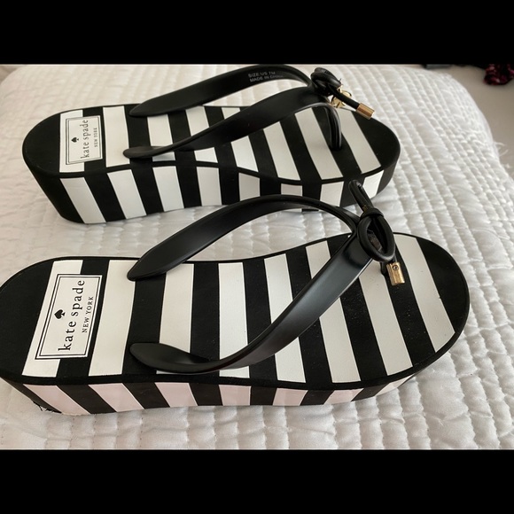 Kate Spade sandals - Picture 2 of 4